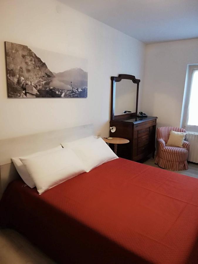 Casa Maria Lafinestrasulgarda Apartamento Limone sul Garda Exterior foto