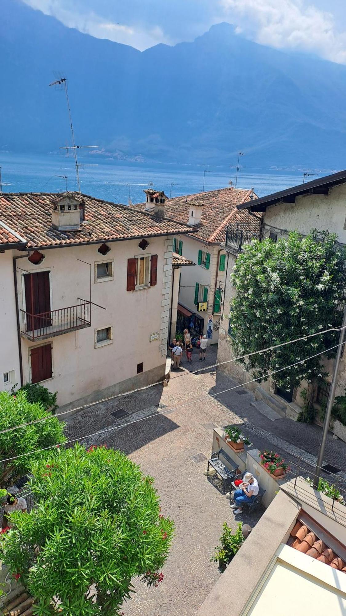Casa Maria Lafinestrasulgarda Apartamento Limone sul Garda Exterior foto
